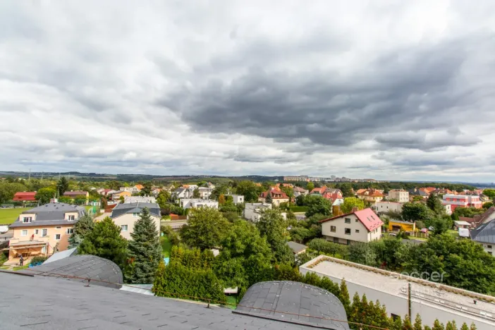 Pronájem bytu 1+kk, Praha - Suchdol, Suchdolské náměstí, 40 m2