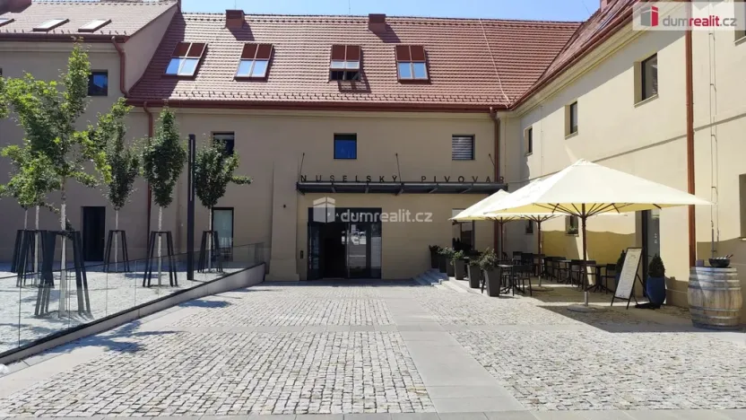 Pronájem bytu 2+kk, Praha - Nusle, Mužíkova, 44 m2