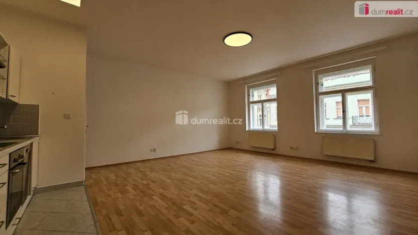 Pronájem bytu 2+1, Praha - Vinohrady, Italská, 85 m2
