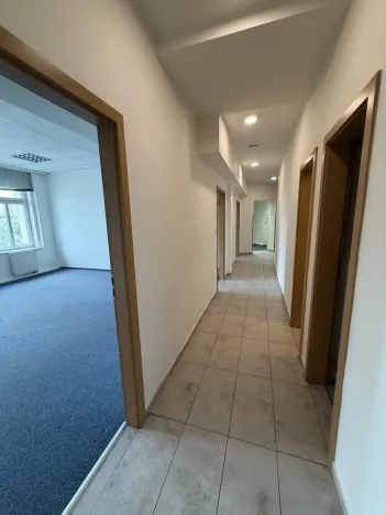 Pronájem kanceláře, Praha - Vysočany, Jandova, 209 m2