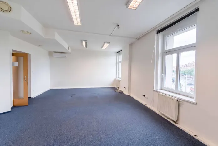 Pronájem kanceláře, Praha - Vysočany, Jandova, 209 m2