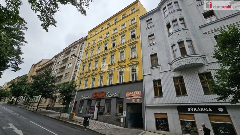 Pronájem bytu 1+1, Praha - Vinohrady, Italská, 65 m2