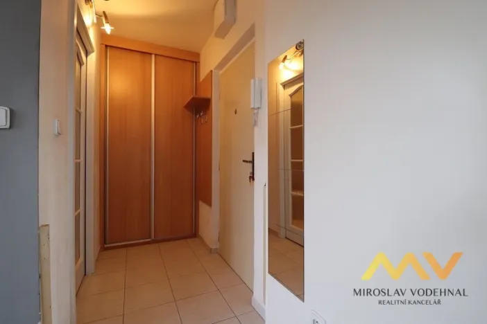 Pronájem bytu 1+kk, Hradec Králové - Slezské Předměstí, Severní, 30 m2