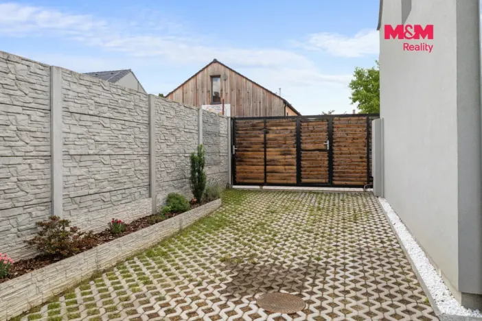 Prodej rodinného domu, Postřižín, Vinohradská, 80 m2