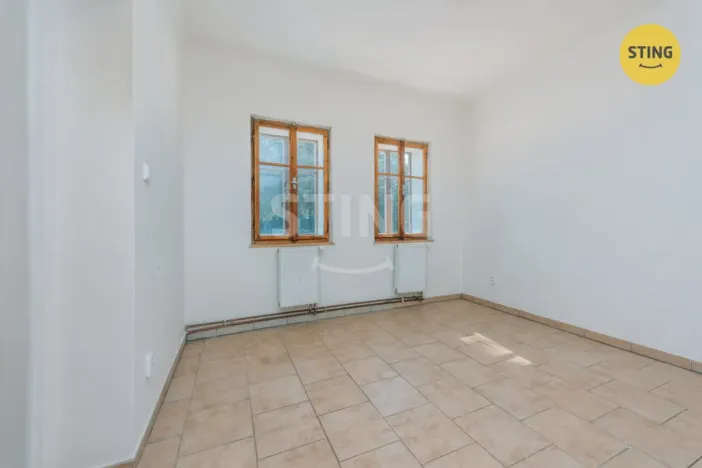 Prodej rodinného domu, Stará Paka - Roškopov, 272 m2