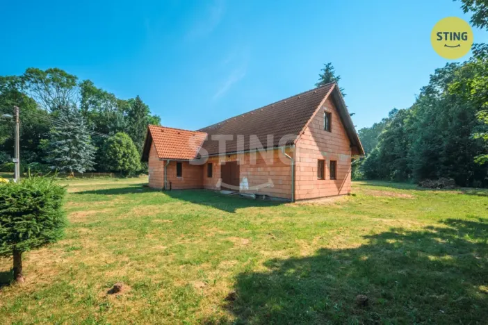Prodej rodinného domu, Stará Paka - Roškopov, 272 m2
