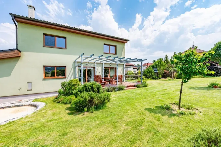 Prodej rodinného domu, Komárov, Sokolská, 132 m2