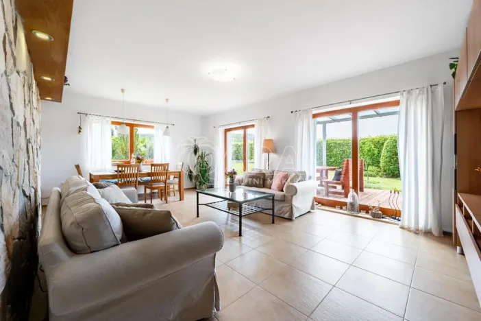 Prodej rodinného domu, Komárov, Sokolská, 132 m2