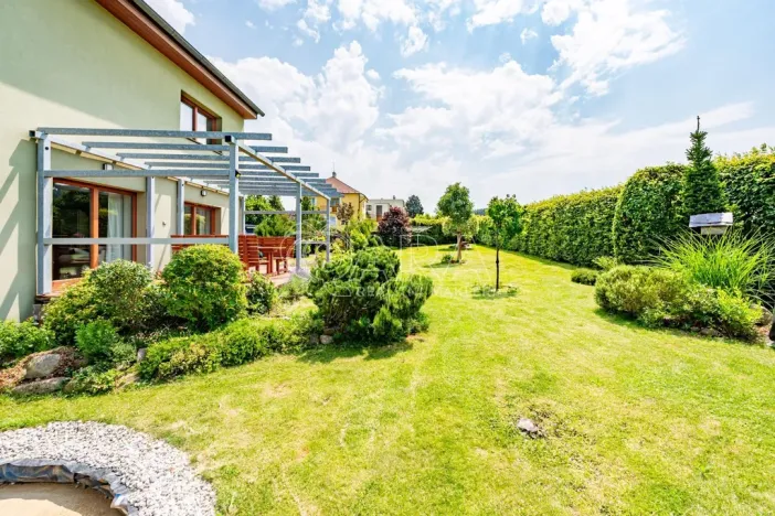 Prodej rodinného domu, Komárov, Sokolská, 132 m2