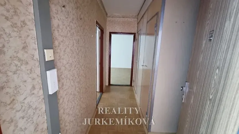 Pronájem bytu 2+kk, České Budějovice, Labská, 44 m2