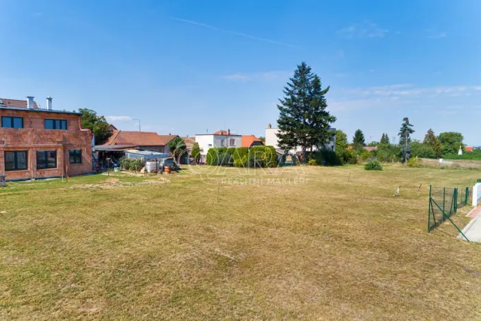 Prodej pozemku pro bydlení, Vestec, Máchova, 2304 m2