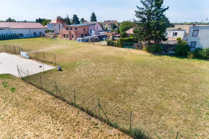 Prodej pozemku pro bydlení, Vestec, Máchova, 2304 m2