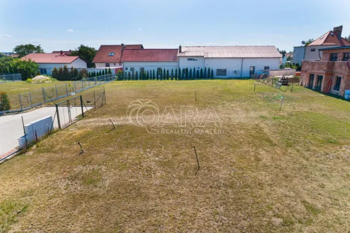 Prodej pozemku pro bydlení, Vestec, Máchova, 2304 m2