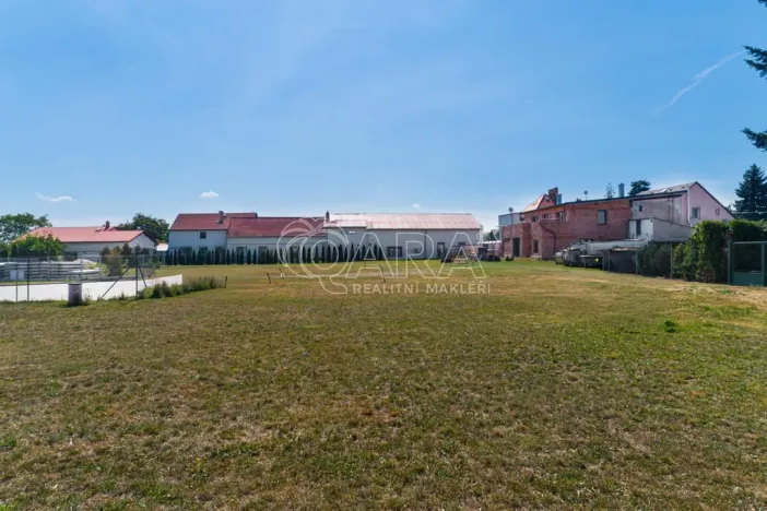 Prodej pozemku pro bydlení, Vestec, Máchova, 2304 m2