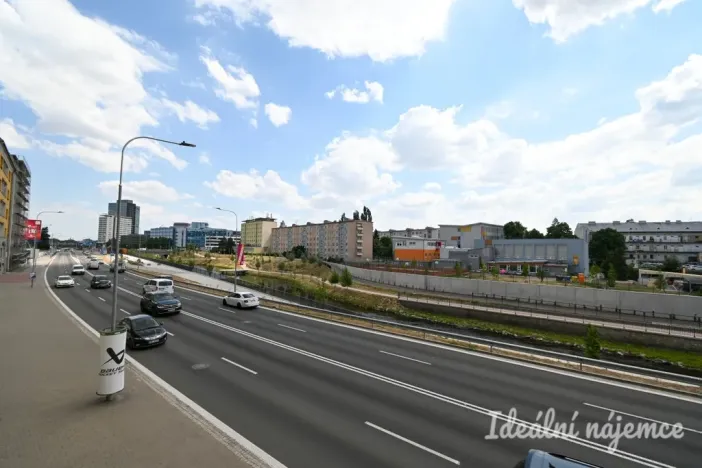 Pronájem bytu 2+kk, Brno, Poříčí, 51 m2