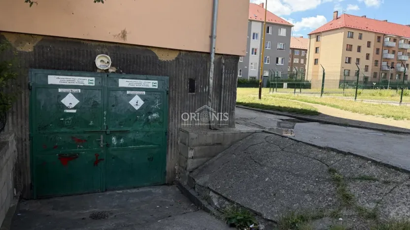 Prodej garáže, Jirkov, Šimkova, 52 m2