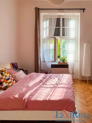 Pronájem bytu 1+1, Praha - Bubeneč, Charlese de Gaulla, 39 m2