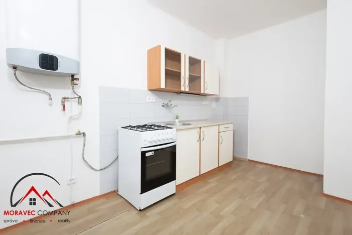 Pronájem bytu 1+1, Ostrava, Newtonova, 41 m2