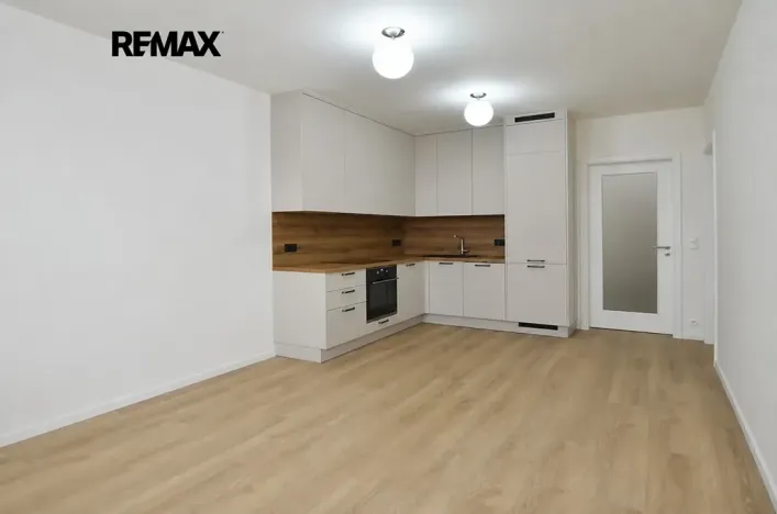 Pronájem bytu 2+kk, Praha - Hlubočepy, Divíškové, 51 m2