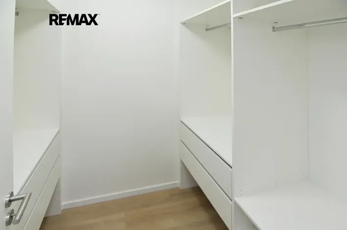Pronájem bytu 2+kk, Praha - Hlubočepy, Divíškové, 51 m2