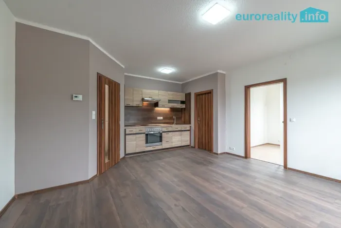 Prodej bytu 2+kk, Tachov, Na Třešňovce, 37 m2