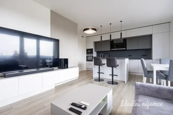 Pronájem bytu 4+kk, Praha - Kamýk, Zimova, 90 m2