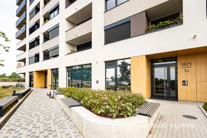 Pronájem bytu 4+kk, Praha - Kamýk, Zimova, 90 m2