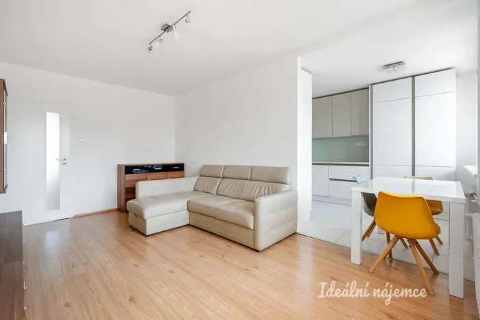 Pronájem bytu 3+1, Praha - Krč, Sládkovičova, 62 m2