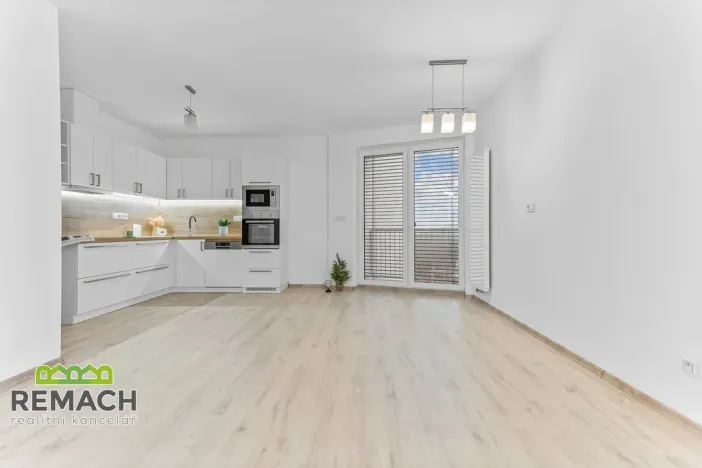 Pronájem bytu 2+kk, Náchod - Staré Město nad Metují, Bartoňova, 56 m2