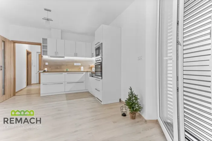 Pronájem bytu 2+kk, Náchod - Staré Město nad Metují, Bartoňova, 56 m2