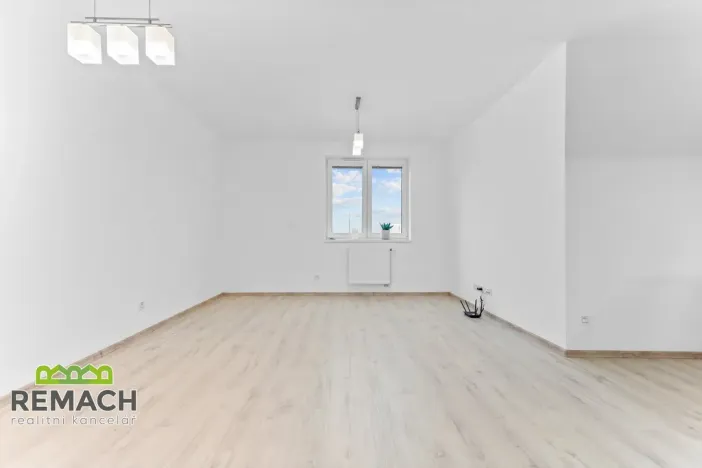 Pronájem bytu 2+kk, Náchod - Staré Město nad Metují, Bartoňova, 56 m2