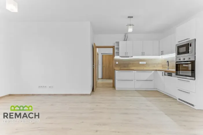 Pronájem bytu 2+kk, Náchod - Staré Město nad Metují, Bartoňova, 56 m2
