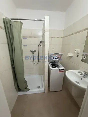 Pronájem bytu 2+1, České Budějovice, Třebízského, 62 m2