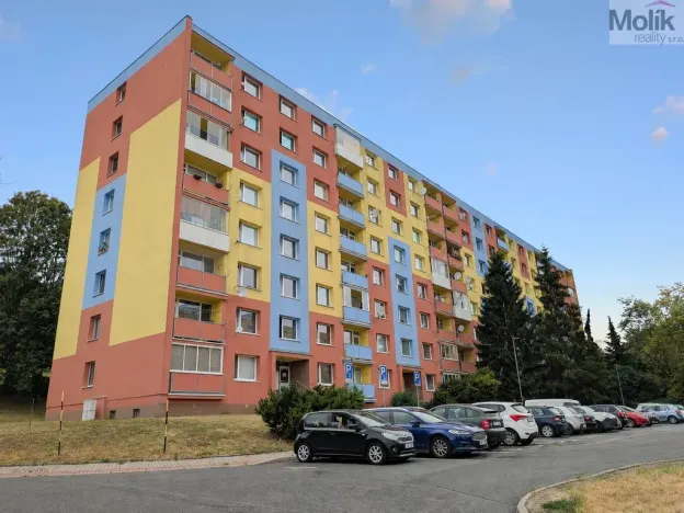 Prodej bytu 1+1, Teplické Předměstí, Sídliště Za Chlumem, 35 m2