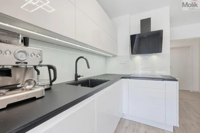 Prodej bytu 3+kk, Milovice - Mladá, Spojovací, 66 m2