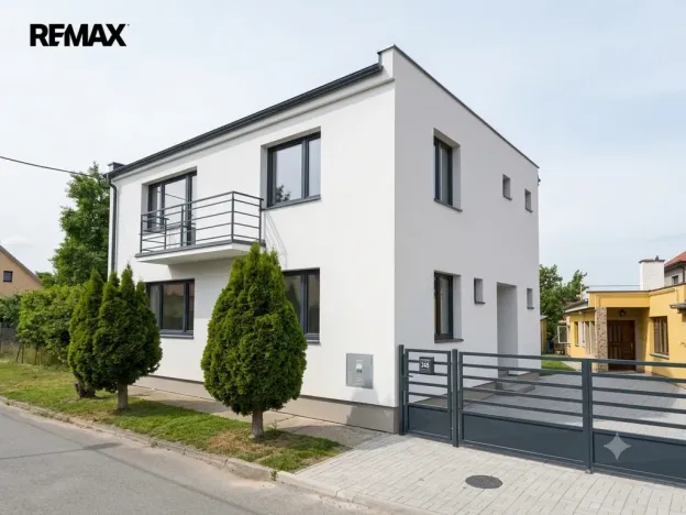 Prodej rodinného domu, Smidary, Na stávku, 217 m2
