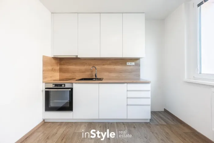 Pronájem bytu 1+1, Uherské Hradiště - Jarošov, Louky, 35 m2