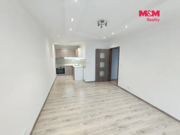 Pronájem bytu 2+kk, Lány, U lipky, 44 m2