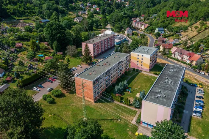 Prodej bytu 2+1, Povrly, Sídliště II, 58 m2