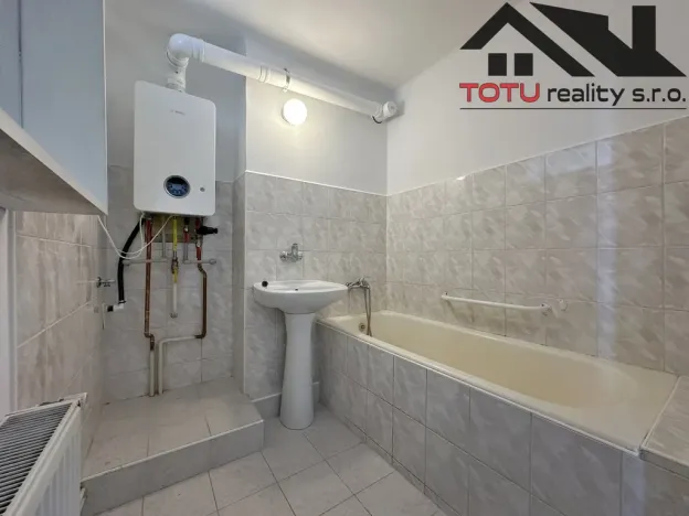 Pronájem bytu 2+1, Jaroměř, Kapitána Nálepky, 63 m2