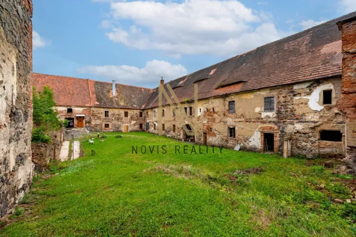 Prodej zemědělské usedlosti, Červené Poříčí, 1400 m2
