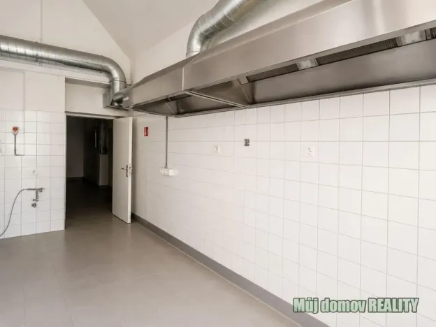 Pronájem restaurace, Praha - Žižkov, 130 m2