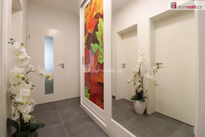 Pronájem bytu 3+kk, Karlovy Vary, Šumavská, 86 m2