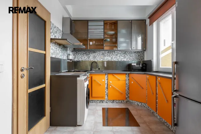 Prodej bytu 2+kk, Karlovy Vary, Horova, 86 m2
