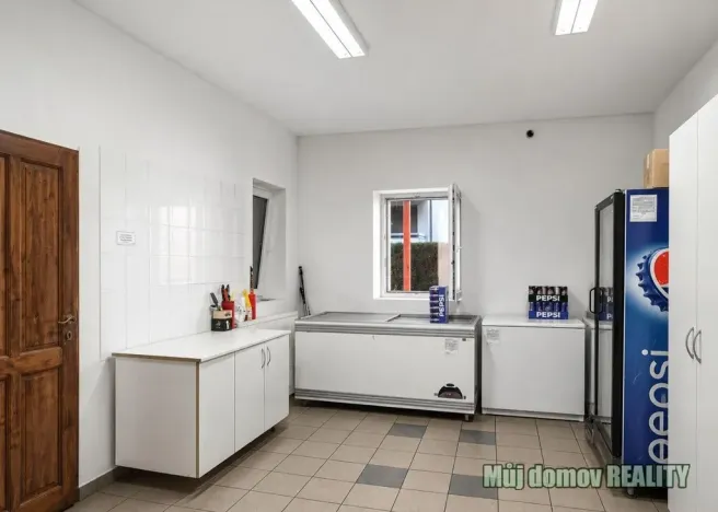 Pronájem ordinace, Praha - Čakovice, 75 m2