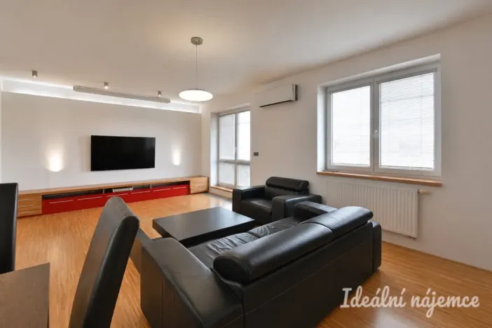 Pronájem bytu 4+kk, Brno, Trýbova, 131 m2