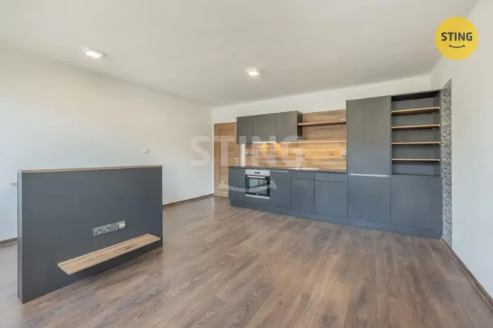 Prodej bytu 2+kk, Žďár nad Sázavou, Nádražní, 49 m2