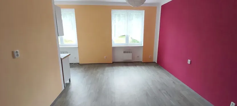 Pronájem bytu 2+kk, Cheb, 48 m2