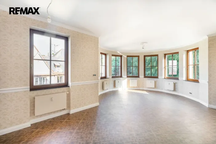 Prodej bytu 6+kk a větší, Karlovy Vary, Svahová, 537 m2