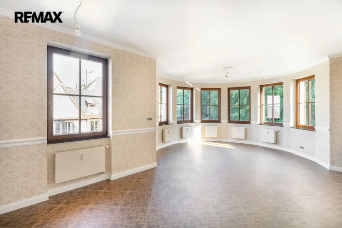 Prodej bytu 6+kk a větší, Karlovy Vary, Svahová, 537 m2
